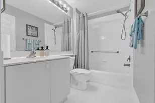 7735 Yardley Dr, Tamarac, FL 33321 - Photo 29