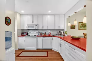 2641 Gately Dr W, West Palm Beach, FL 33415 - Photo 15