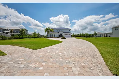 20060 SE Bridgewater Drive, Jupiter, FL 33458 - Photo 5