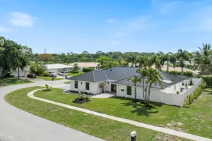22100 Serenata Cir W, Boca Raton, FL 33433 - Photo 5