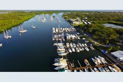 1100 Ponce De Leon Circle #305, Vero Beach, FL 32960 - Photo 35