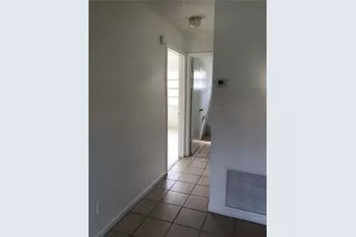 1038 NW 8th Avenue, Fort Lauderdale, FL 33311 - Photo 11