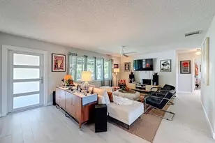 6 SE 10th Ct, Deerfield Beach, FL 33441 - Photo 9