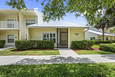 4210 Gator Trace Avenue #Unit F, Fort Pierce, FL 34982 - Photo 3