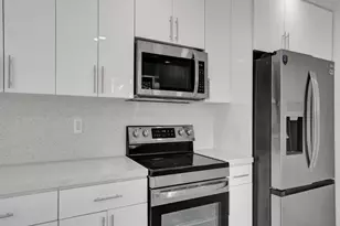 2301 Alcazar Dr, Miramar, FL 33023 - Photo 37