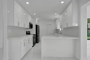 2301 Alcazar Dr, Miramar, FL 33023 - Photo 25