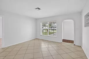 121 NW 52nd St, Oakland Park, FL 33309 - Photo 5