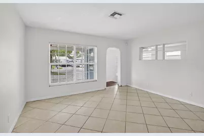 121 NW 52nd Street, Oakland Park, FL 33309 - Photo 5