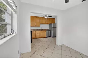 121 NW 52nd St, Oakland Park, FL 33309 - Photo 15
