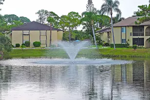 315 Pine Ridge Cir, Greenacres, FL 33463 - Photo 37