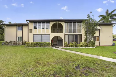 315 Pine Ridge Circle #D-1, Greenacres, FL 33463 - Photo 3