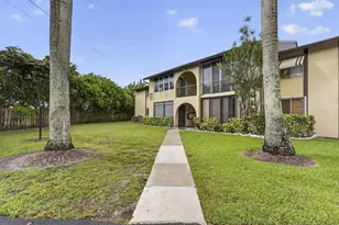 315 Pine Ridge Cir, Greenacres, FL 33463 - Photo 1