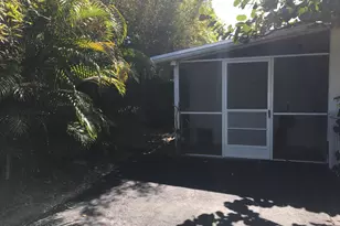 250 NE 13th St, Delray Beach, FL 33444 - Photo 7