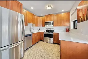 250 NE 13th St, Delray Beach, FL 33444 - Photo 9