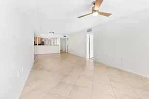 2561 Village Blvd, West Palm Beach, FL 33409 - Photo 7