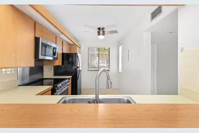2561 Village Boulevard #103, West Palm Beach, FL 33409 - Photo 11
