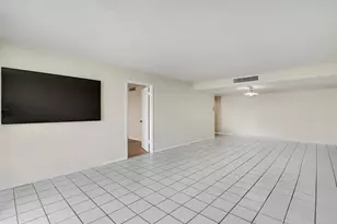 5600 N Flagler Dr, West Palm Beach, FL 33407 - Photo 21