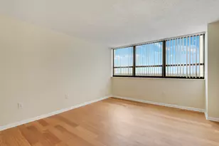 5600 N Flagler Dr, West Palm Beach, FL 33407 - Photo 9