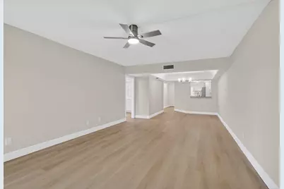 23277 Barwood Lane N #109, Boca Raton, FL 33428 - Photo 11
