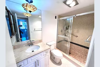 1 Las Olas Circle #313, Fort Lauderdale, FL 33316 - Photo 15