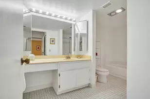 19 Stratford Dr E, Boynton Beach, FL 33436 - Photo 21