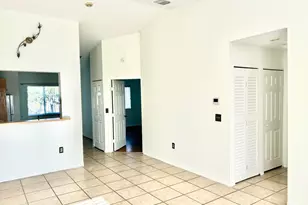 621 NW 78th Terrace, Pembroke Pines, FL 33024 - Photo 9