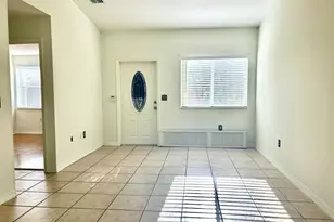 621 NW 78th Terrace, Pembroke Pines, FL 33024 - Photo 5