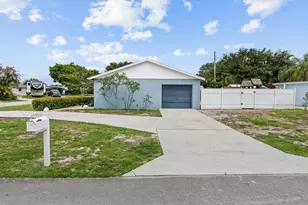 18945 SE Homewood Ave, Tequesta, FL 33469 - Photo 7