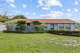 18945 SE Homewood Ave, Tequesta, FL 33469 - Photo 5