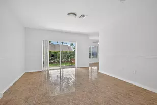 513 Talia Cir, Palm Springs, FL 33461 - Photo 25