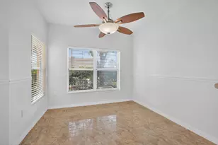 513 Talia Cir, Palm Springs, FL 33461 - Photo 29