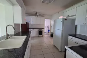 7002 NW 71st Ave, Tamarac, FL 33321 - Photo 11