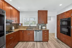 850 W Camino Real, Boca Raton, FL 33486 - Photo 11