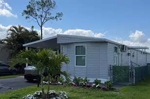 21550 NW 7th Ct, Pembroke Pines, FL 33029 - Photo 3