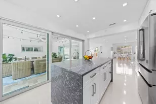92 S 18th Ave Ave S, Lake Worth Beach, FL 33460 - Photo 5