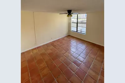 9 Royal Palm Way #106, Boca Raton, FL 33432 - Photo 5