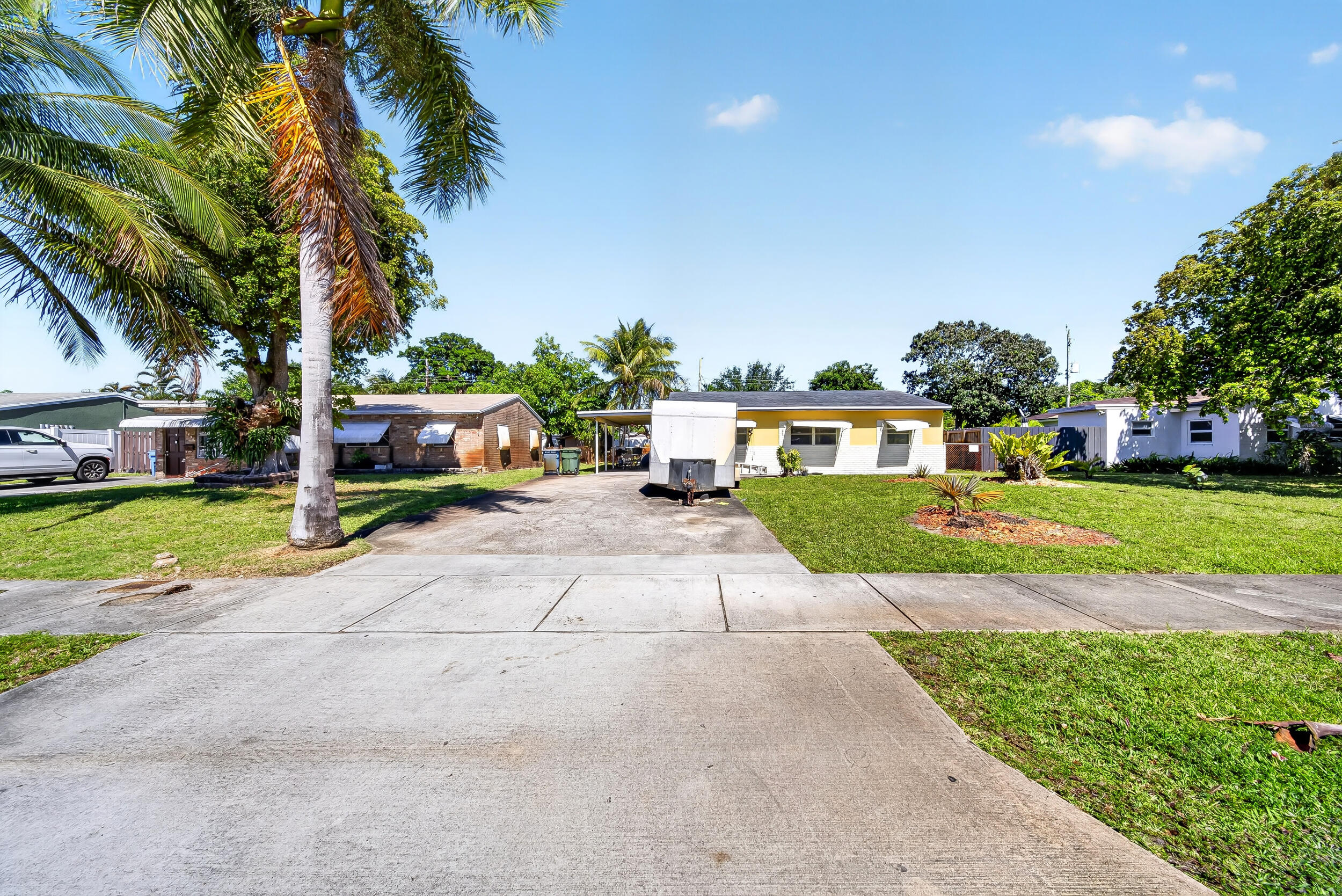 5730 NE 6th Terrace - 5730 NE 6th Terrace, Oakland Park, FL 33334 Luxury Property | Jose Angel Pina