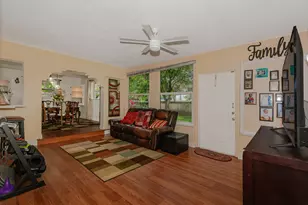 3685 NW 43rd Pl, Lauderdale Lakes, FL 33309 - Photo 17