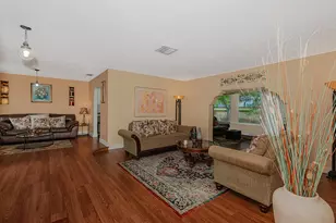 3685 NW 43rd Pl, Lauderdale Lakes, FL 33309 - Photo 5