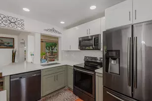 3685 NW 43rd Pl, Lauderdale Lakes, FL 33309 - Photo 11