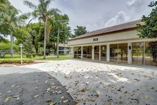 115 Gardens Dr, Pompano Beach, FL 33069 - Photo 25