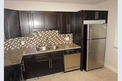 158 Lakeview Drive, Weston, FL 33326 - Photo 5