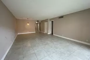 158 Lakeview Dr, Weston, FL 33326 - Photo 5