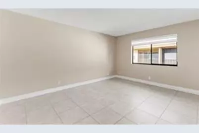 158 Lakeview Drive, Weston, FL 33326 - Photo 19