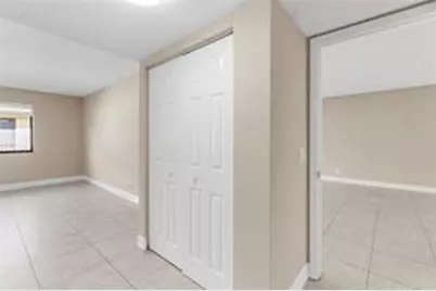 158 Lakeview Drive #202, Weston, FL 33326 - Photo 11