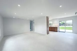 236 SE 3rd Ave, Delray Beach, FL 33483 - Photo 3
