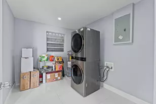 670 SW 29th Ave, Fort Lauderdale, FL 33312 - Photo 23