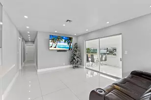 670 SW 29th Ave, Fort Lauderdale, FL 33312 - Photo 7