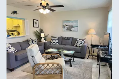 3 Islewood A #3, Deerfield Beach, FL 33442 - Photo 1
