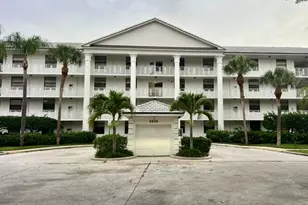 3635 Whitehall Dr, West Palm Beach, FL 33401 - Photo 1